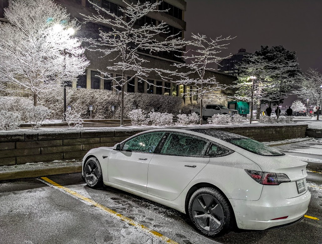 A Dozen Things You Should Know About Electric Cars